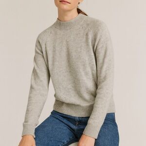 Everlane Cotton Mockneck Sweater – Light Heather Gray